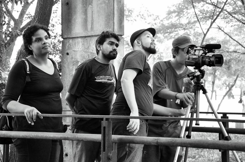 Equipe O Casulo still de Marcelo Lima