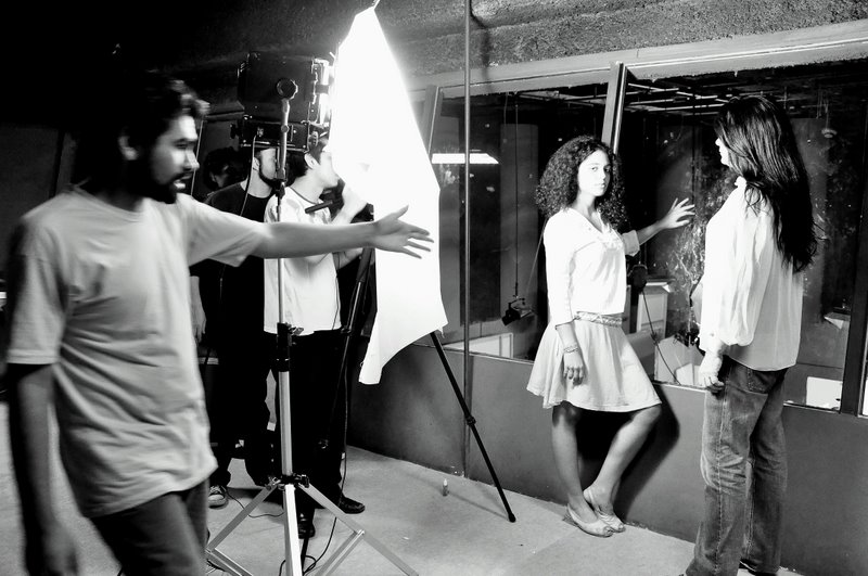 Equipe O Casulo still de Marcelo Lima